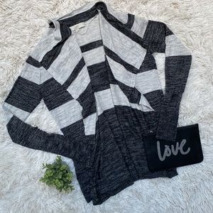 Loft Waterfall Cardigan 💗 Gray & Black
